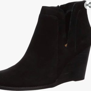 Lucky Brand Women’s Yabba Wedge Bootie